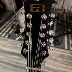 Bajo Quinto RB con pastilla Fishman