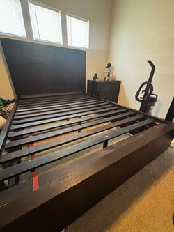 Bedroom Set (Frame and Nightstand