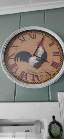 Farmhouse Rooster Wall Clock