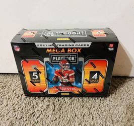2021 Playbook Football Mega Box (2 Available)  - GURANTEED AUTO OR MEM CARD!!! 