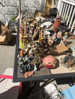 150 mixed sizes Figures