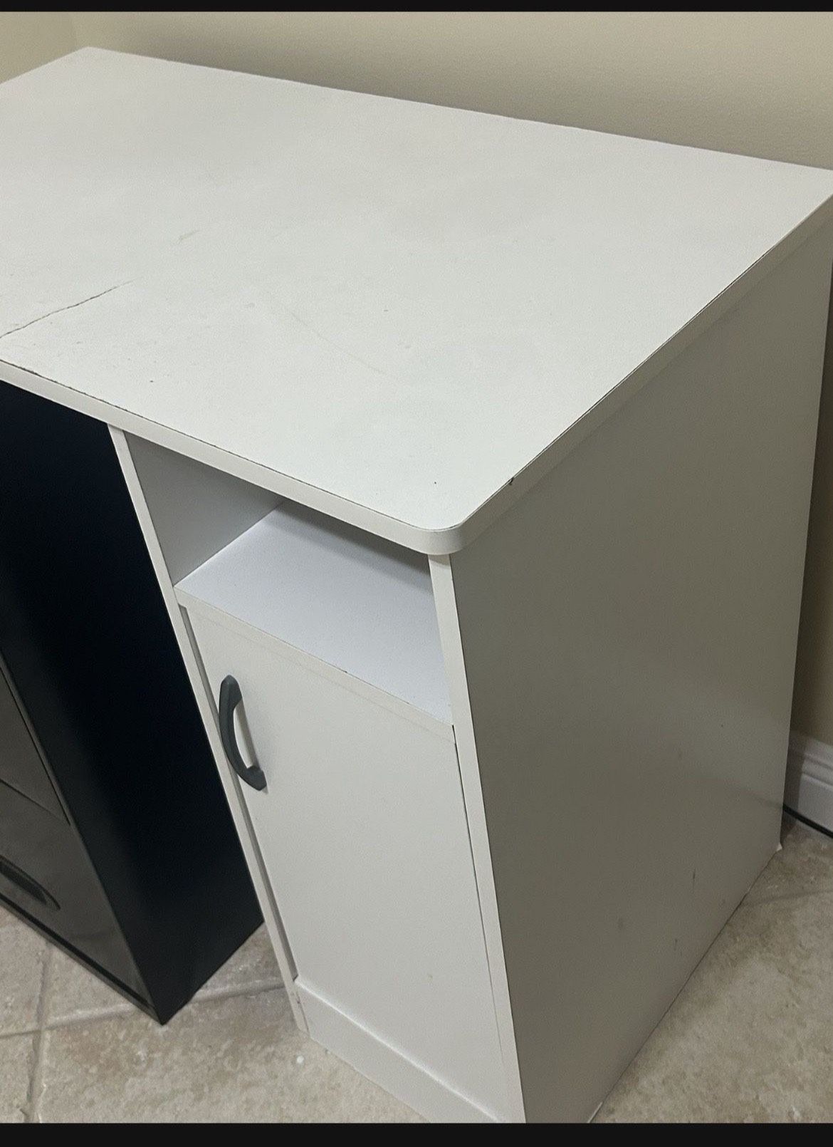 Small Computer Desk