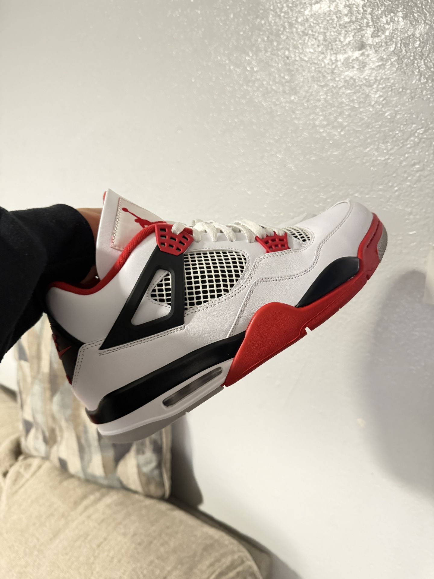 Jordan 4 Fire Red New (no Box ) 12M