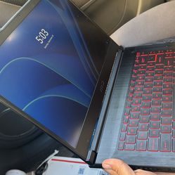 Laptop Gaming MSI GF63