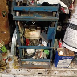 Hoist power drive for construction only hoist are using space for sale best offer mostly used for put up shingles roofing on roof