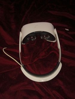 Meta Quest 2 VR Headset