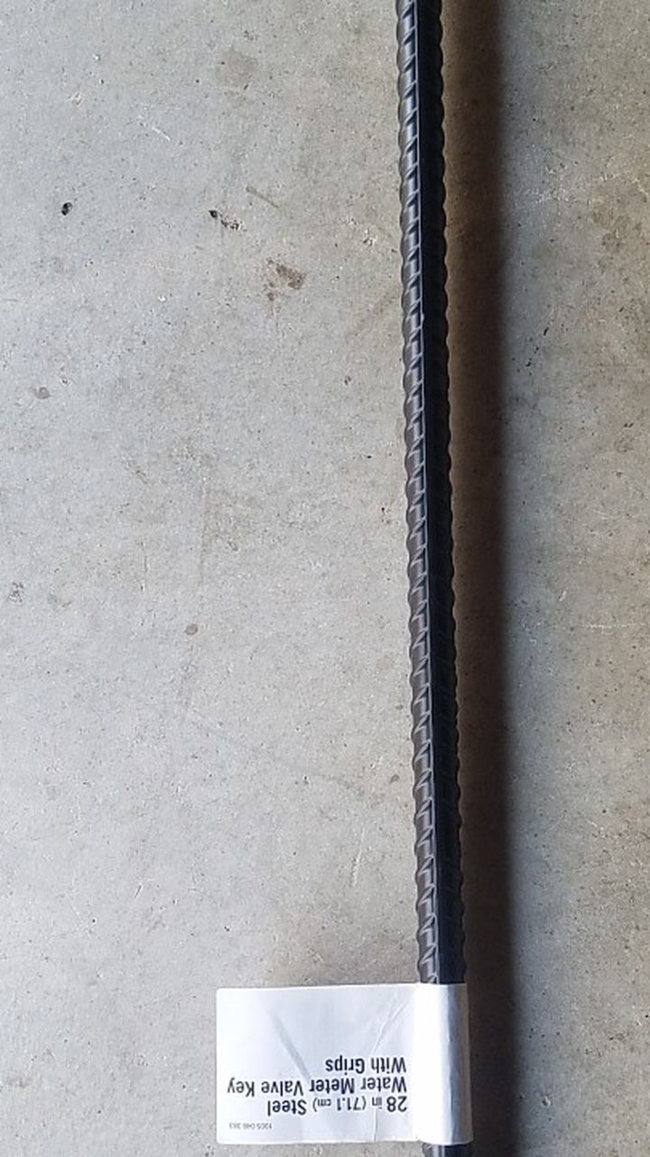28in Steel Water Meter Valve Key With Grips.