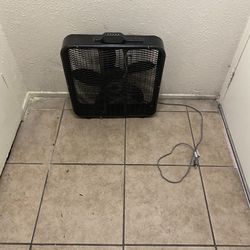 Abanico En Buenas Condiciones En 15 Dolares 