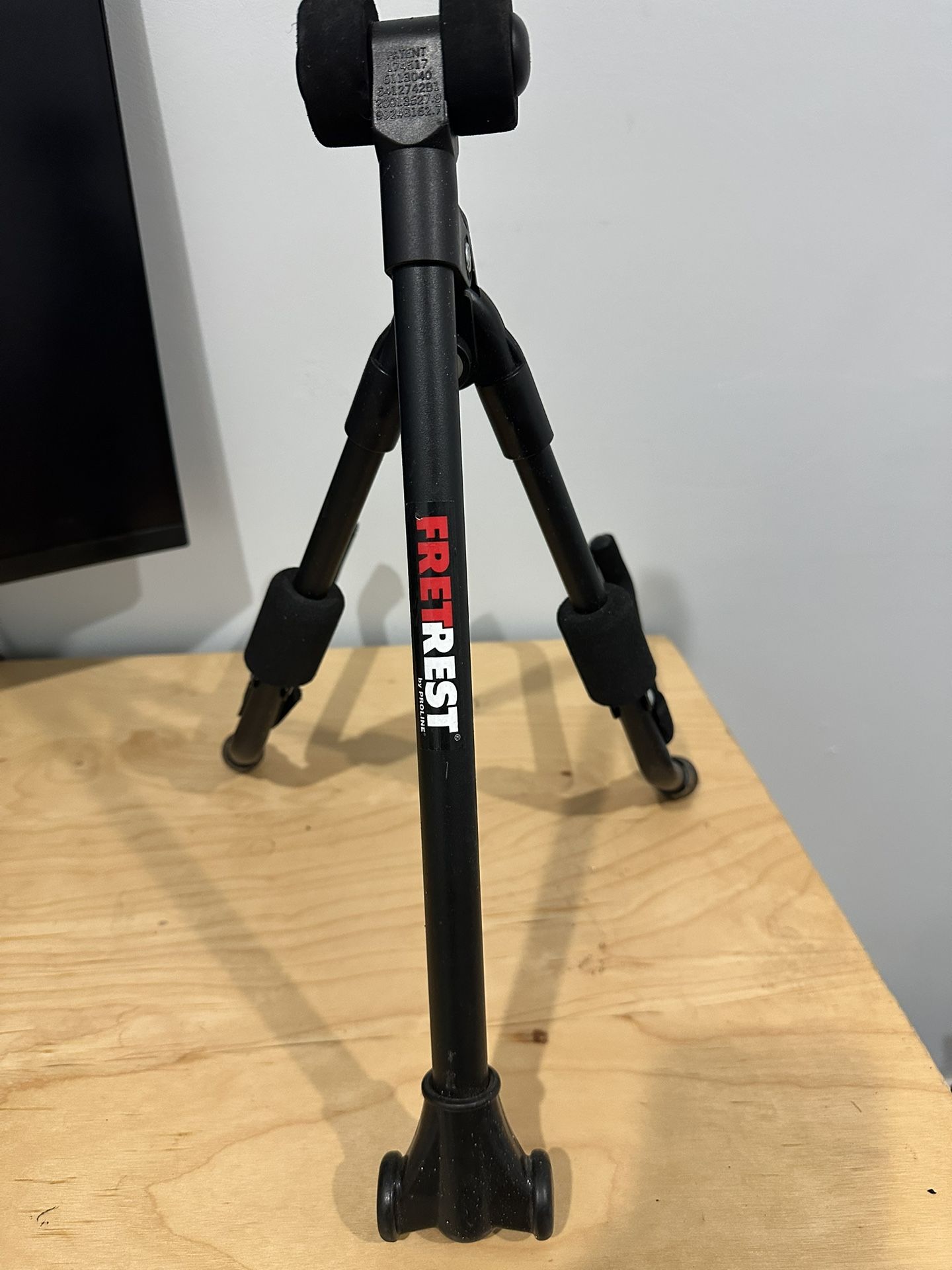 ProLine Guitar Stand