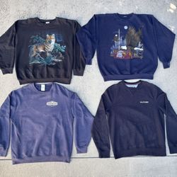Vintage / y2k crewnecks