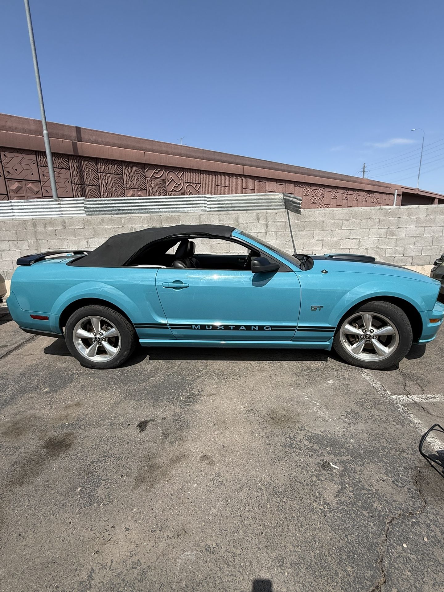 2008 Ford Mustang