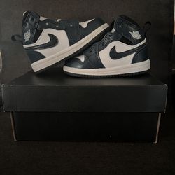 JORDAN 1 MID