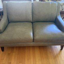 NEW Simon Stallion Gray Leather Manhattan Love Seat