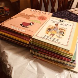 Sale 15% Off  22 Children’s Books, Mostly An I Can Read Books View Pics And Read Description 