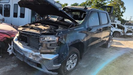 *Part Out Only* 2019 Silverado 