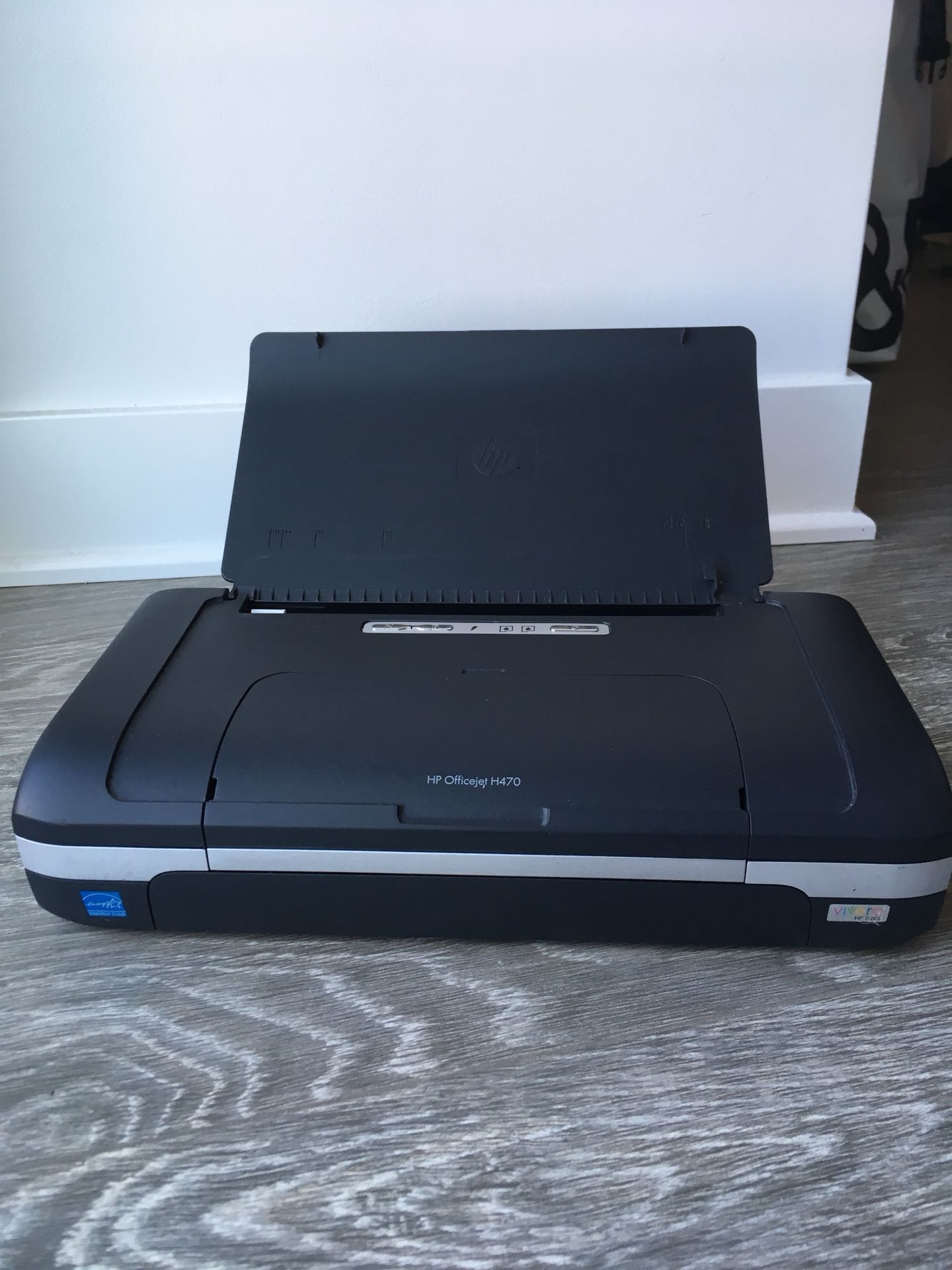 HP Officejet H470 printer w/ full ink cartridges loaded