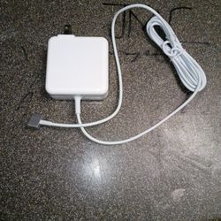 Apple Macbook Charger 45watt Magnet Tip