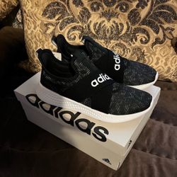 New adidas ladies sneakers size 8