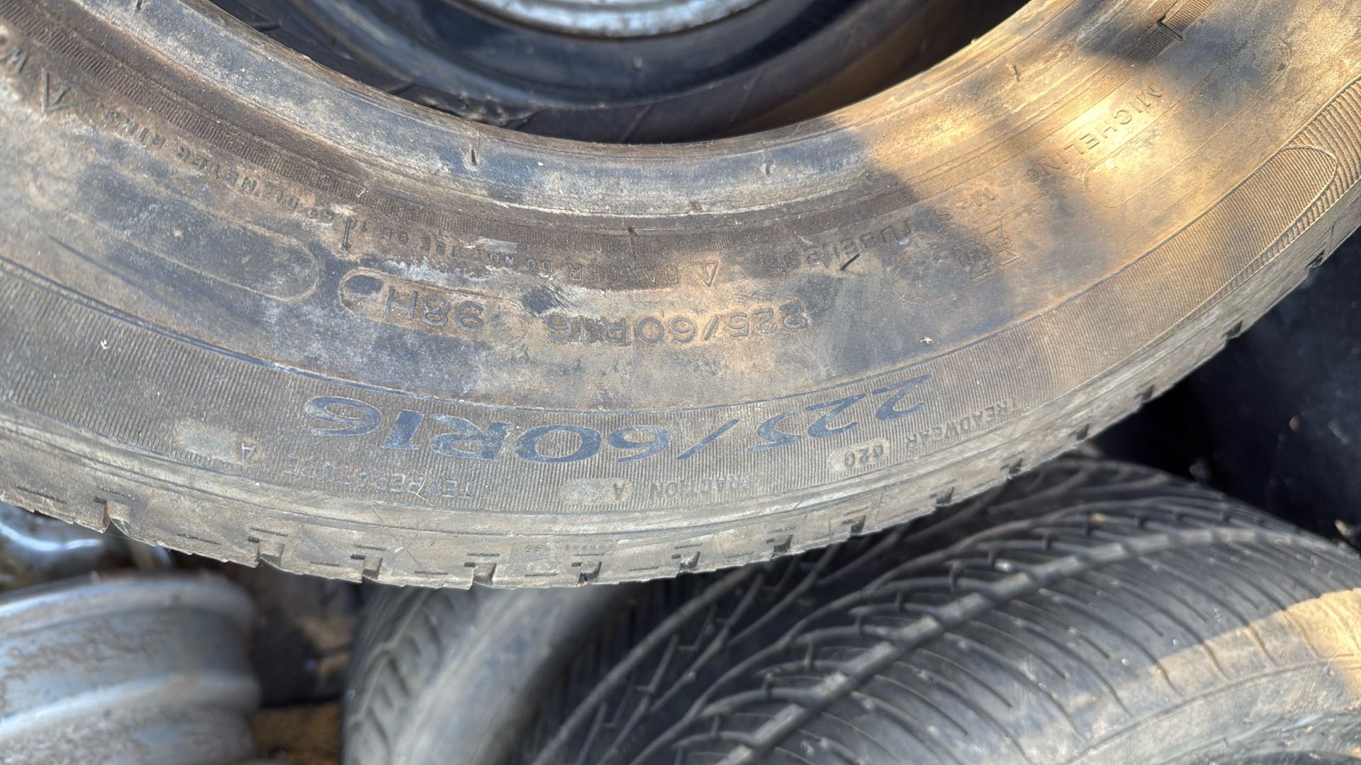 Tire Forsale 225 60R16