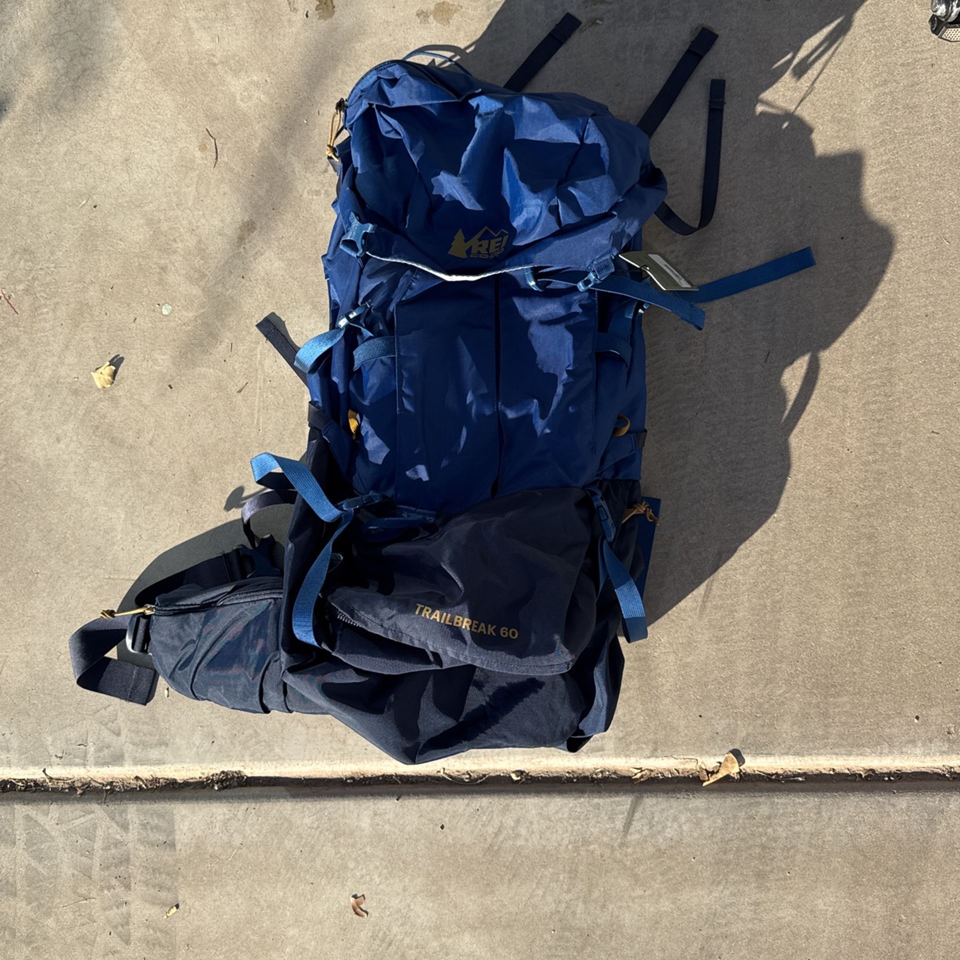 REI 60 L Pack