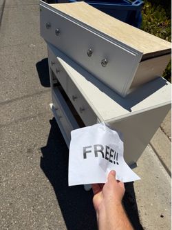 Free three drawer dresser