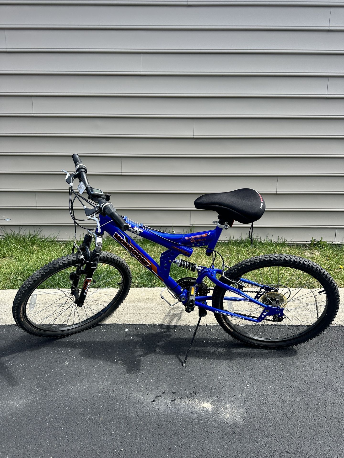 Mongoose XR-75 Bicycle 
