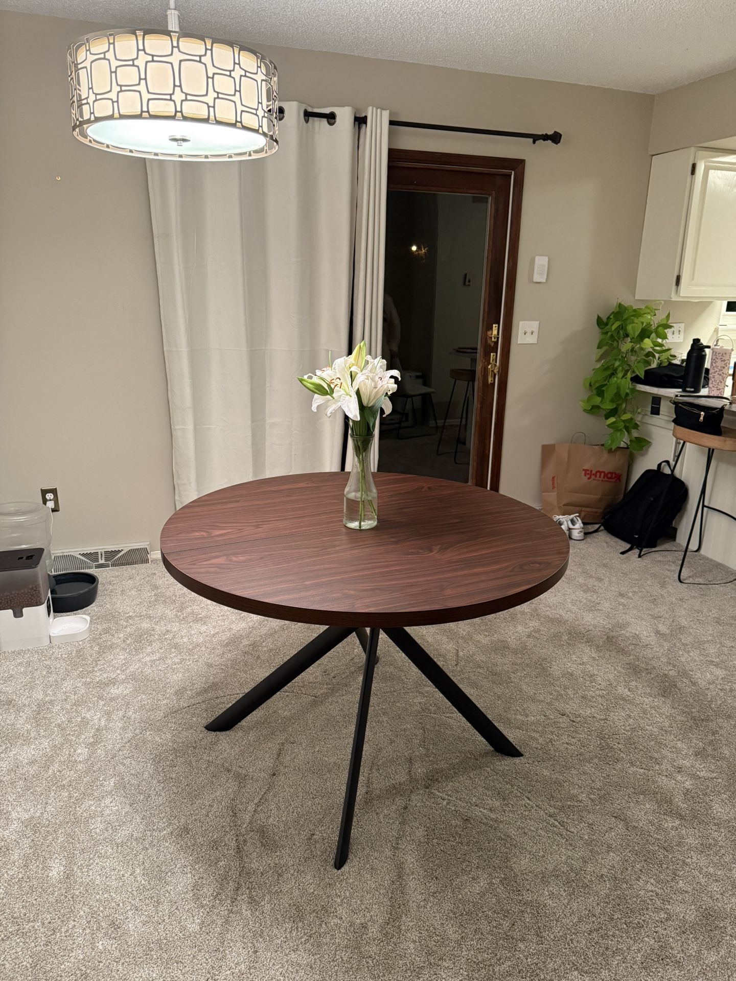 Dinning Table 