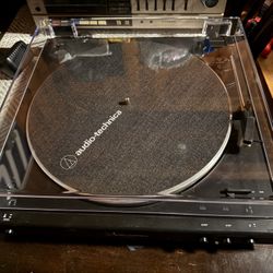 Audio-Technica AT-LP60XBT Bluetooth Turntable