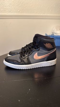 Men’s Jordan shoes size 9