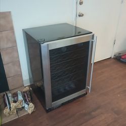 Wine Fridge 4 Sale