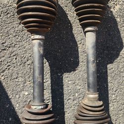 2 Cv Joints / Cv Axle