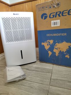 Gree Energy Star 35-Pint Dehumidifier for a Room up to 3000 Sq. Ft.