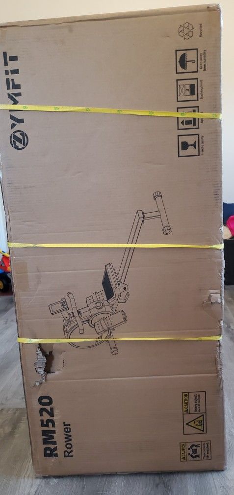 Bramd New sealed Zymfit rm520 rowing machine gym fit exercise foldable home use