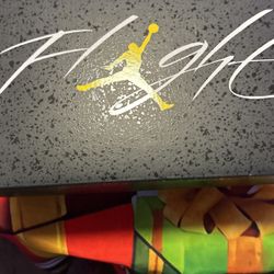 Jordan 4s Yellow Tunder Only Cash 