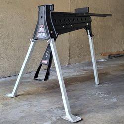 Jawhorse _ Blackmax 1 Ton Super Clamp _ Foldable & Portable Work Station