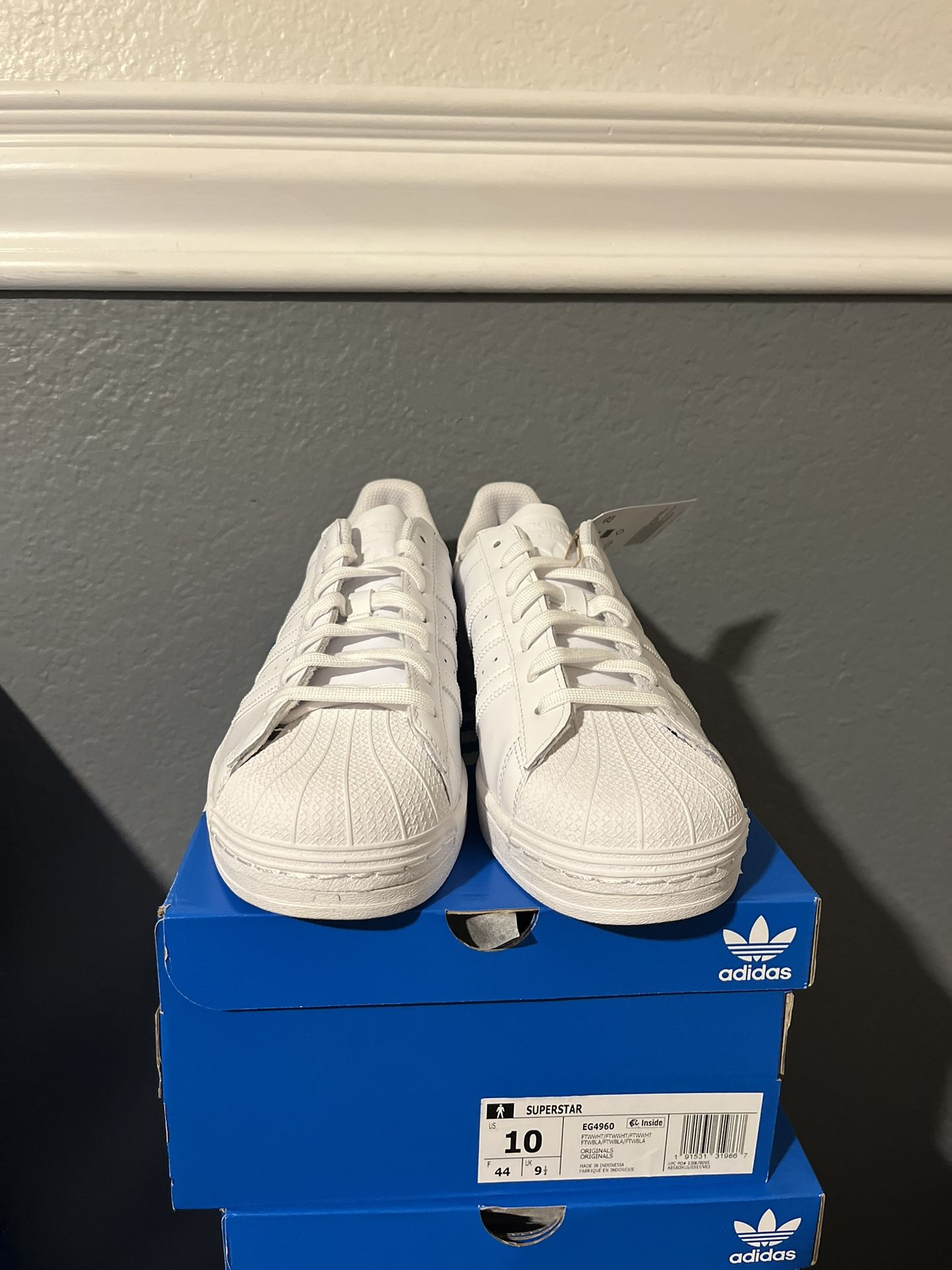 Adidas Superstar Mens Size 9-11 ‘White’