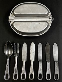 MILITARY TACTICAL U.S.G.I. MESS KIT