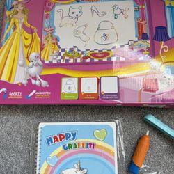 Street Walk- Water Doodle Mat- Like New