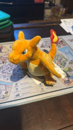 Charizard sitting cutie plush
