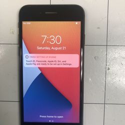 IPhone 8 AT&T /cricket 64 GB Great Condition 