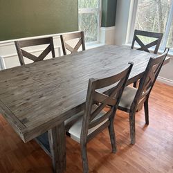 Dining room table