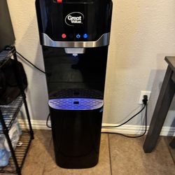Great Value Bottom Load Dispenser  Works Perfect!  Hot and Cold water!  Pick up only. League City Area. 77573 No Trades.