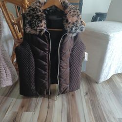 Casual Identity Vest