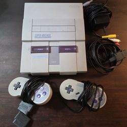 Super Nintendo SNES Video Game Console w/ 2 Controllers, All Cords