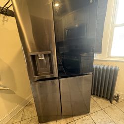 LG Refrigerator 