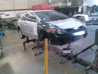 Collision repair with no paint or with paint I do side job's also hit me up