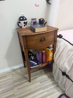 Wood night stand