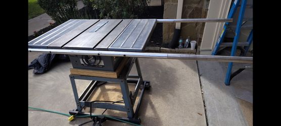 Delta table saw