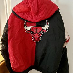 Chicago Bulls Vintage Starter Jacket Size L