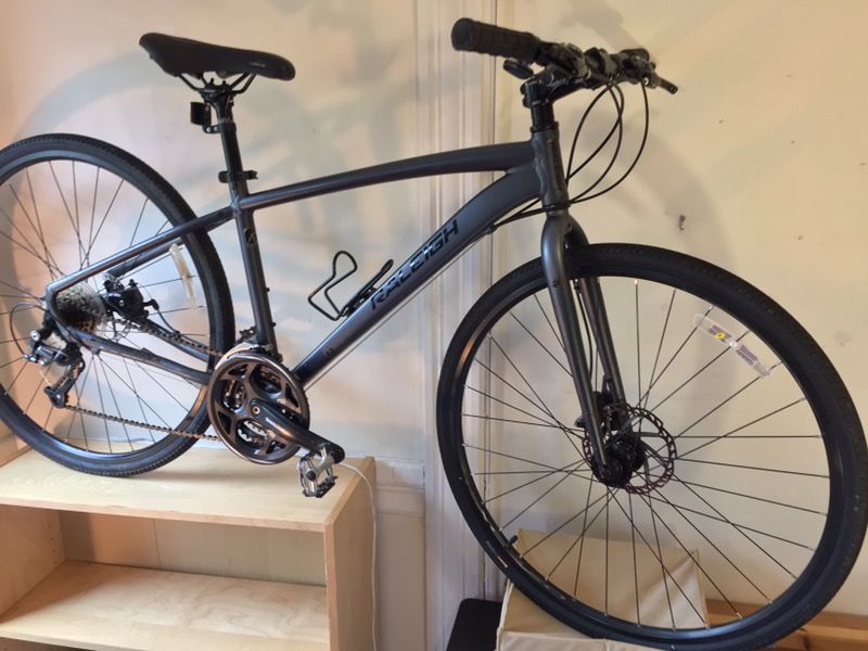 Raleigh misceo best sale hybrid bike